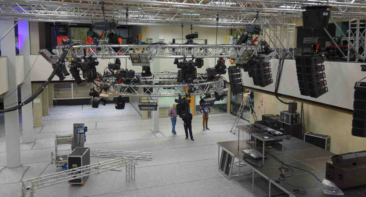 יריעת הגנה עמידה לאירועים על רצפת ספורט | Multi Cover Event