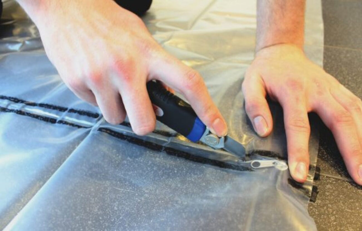 Dust Door | מחסום אבק שקוף לפתחים זמניים