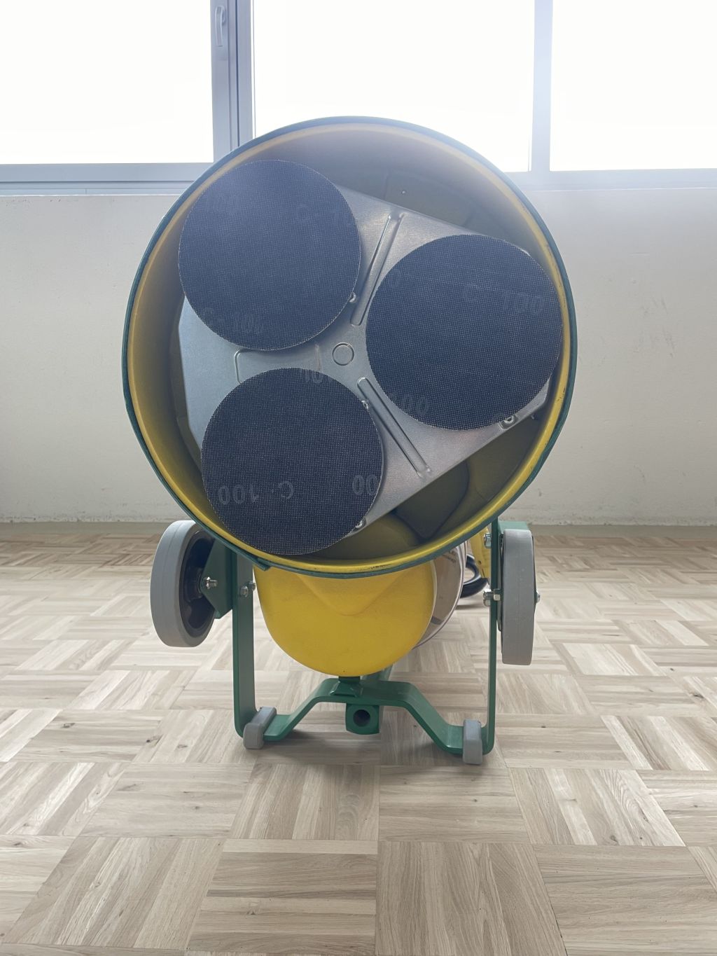 רשת ולקרו לטריו | Sandingscreen with Velcro TRIO 203